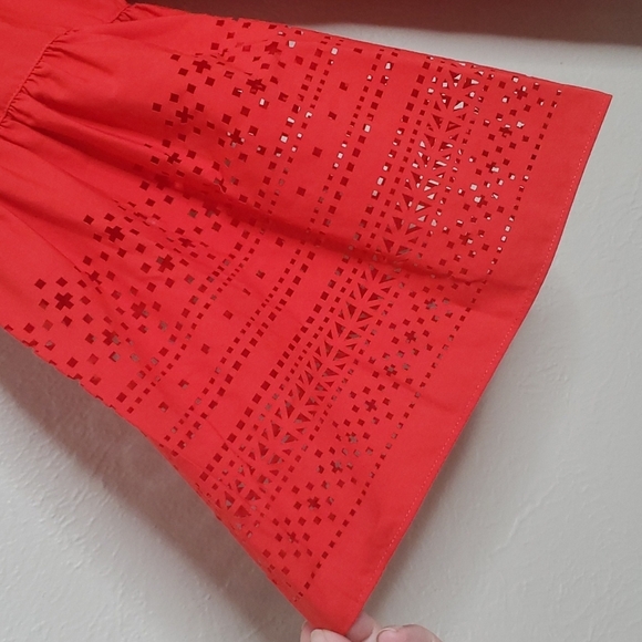 Lauren Ralph Lauren Red Laser Cut Bell Sleeve Top Size Large - Picture 4 of 8